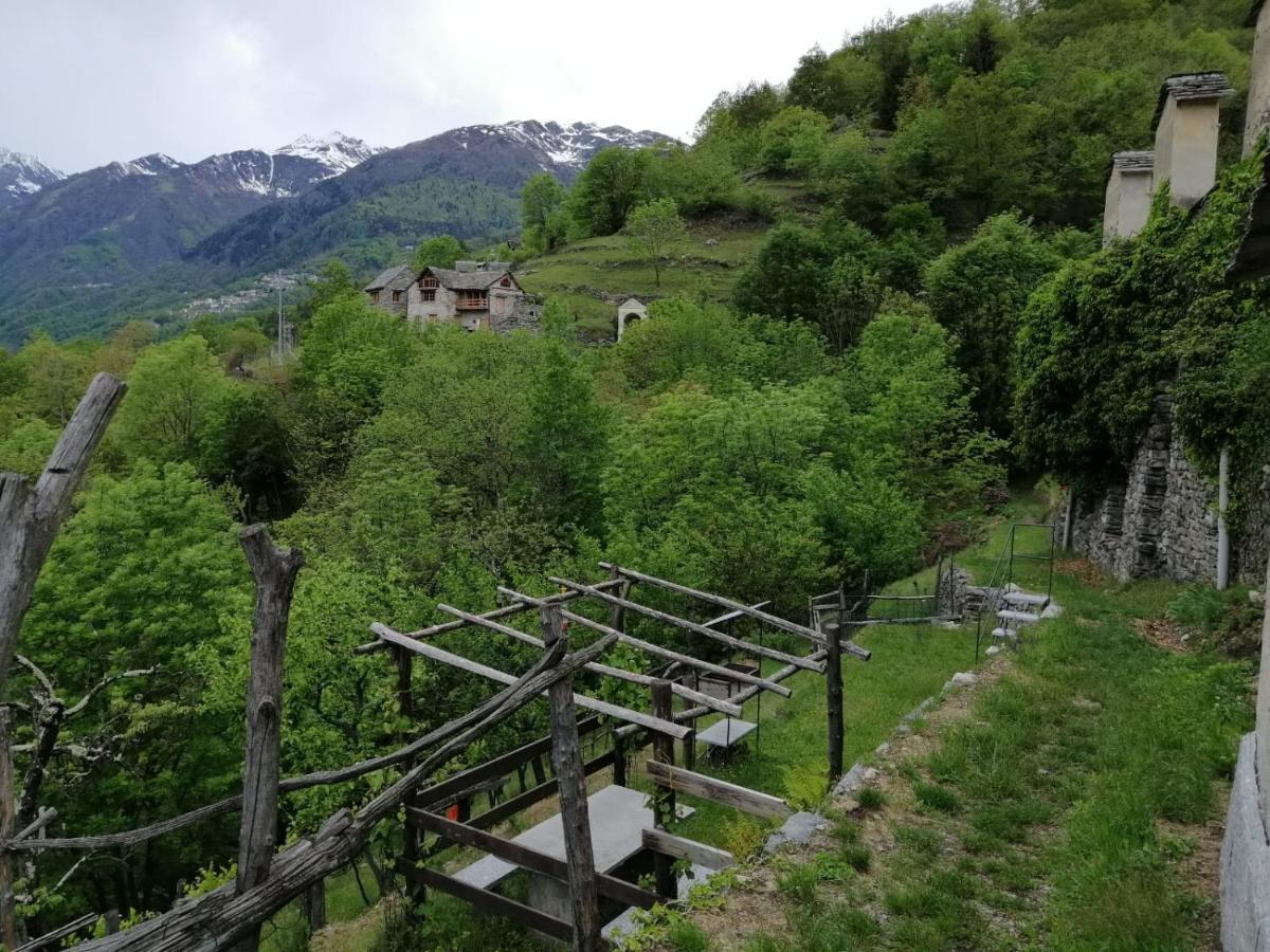 Villa Casa Vacanze La Carbunera Domodossola Exterior foto