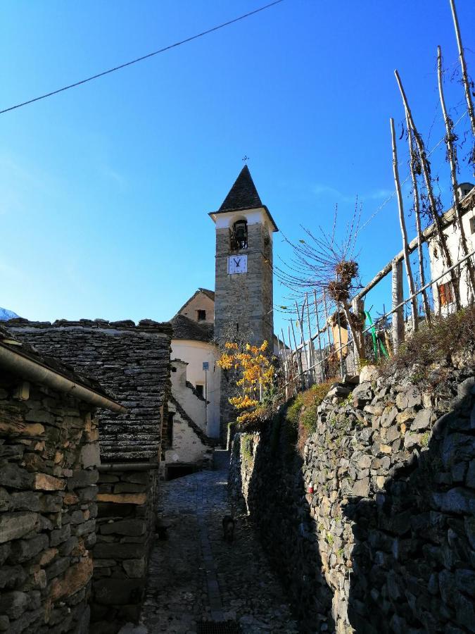 Villa Casa Vacanze La Carbunera Domodossola Exterior foto
